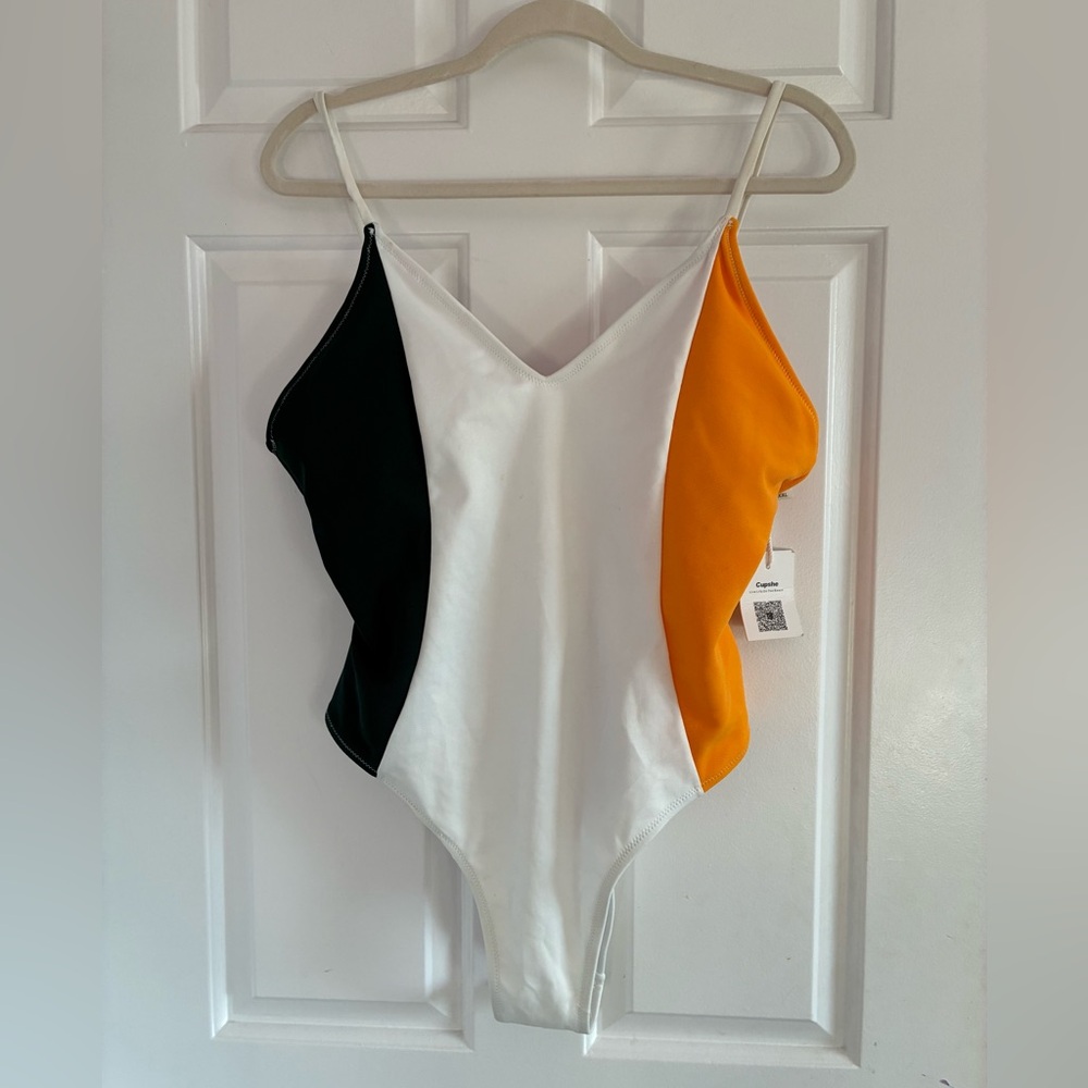 Cupshe Colorblock V-Neck One-Piece Swimsuit XXL